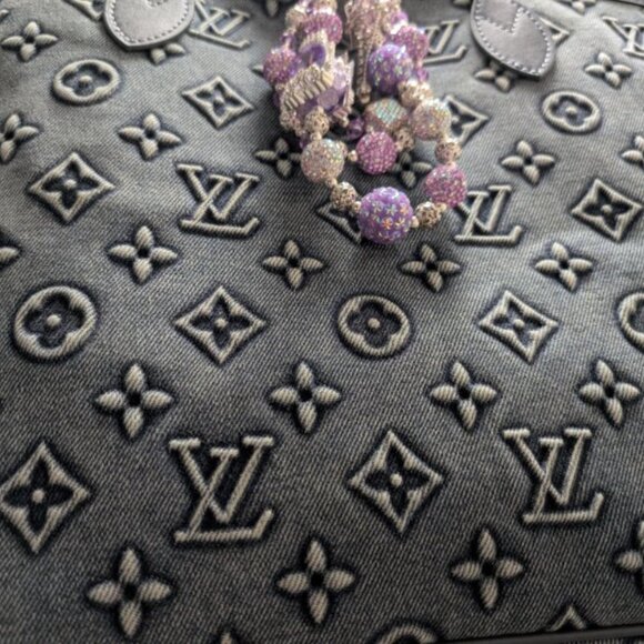 Extra Large FASHION TOTE! Top Quality Acid Washed Dark Rinse Denim Color-RARE - Picture 2 of 8